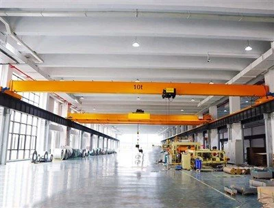 Macara rulantă cu o singură grilă